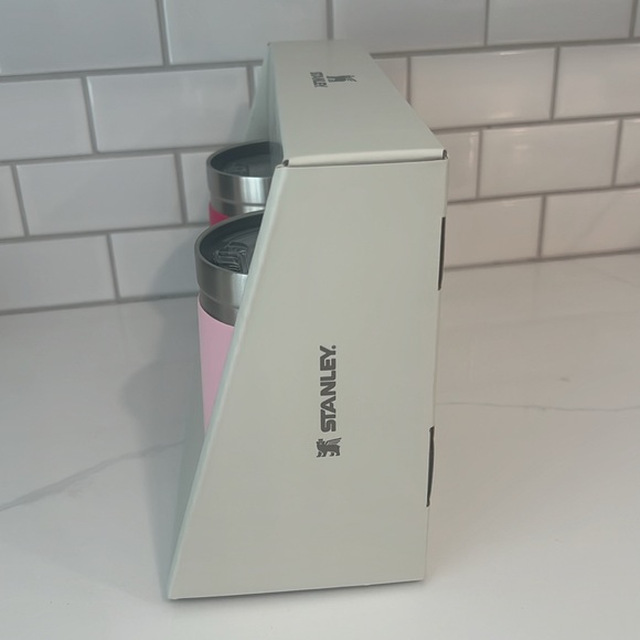 đź’•CUTE! Authentic STANLEYđź’• - Picture 8 of 8